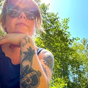 Meet your Posher, Sarah Jane